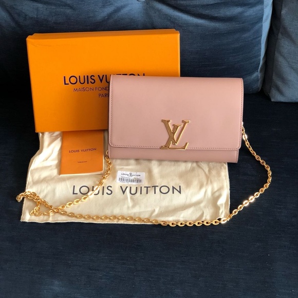 Meet your Posher, Norma - Picture 2 of 4